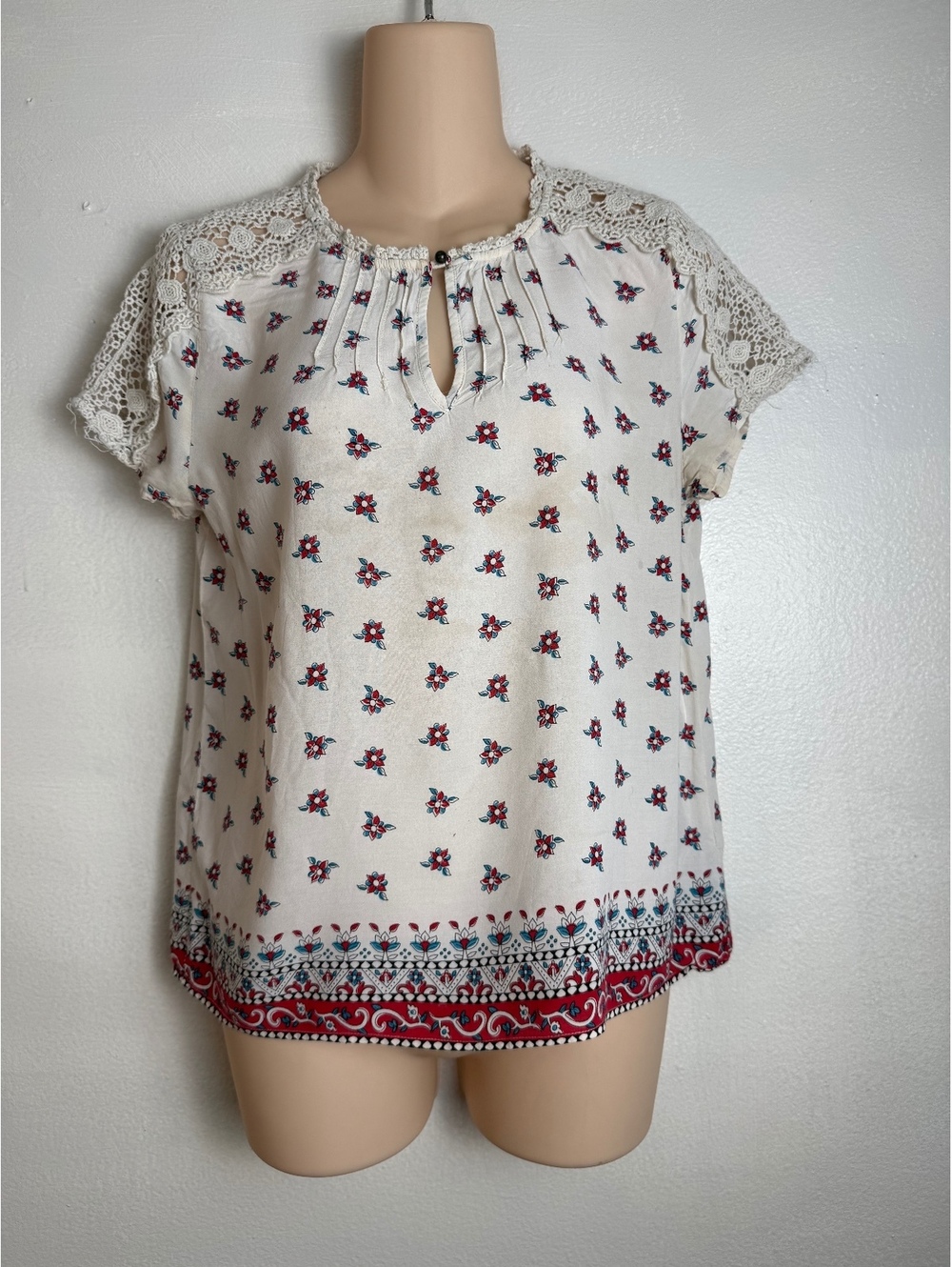 Forever 21 Cream Floral Crochet Lace Blouse M Boho Cottagecore
